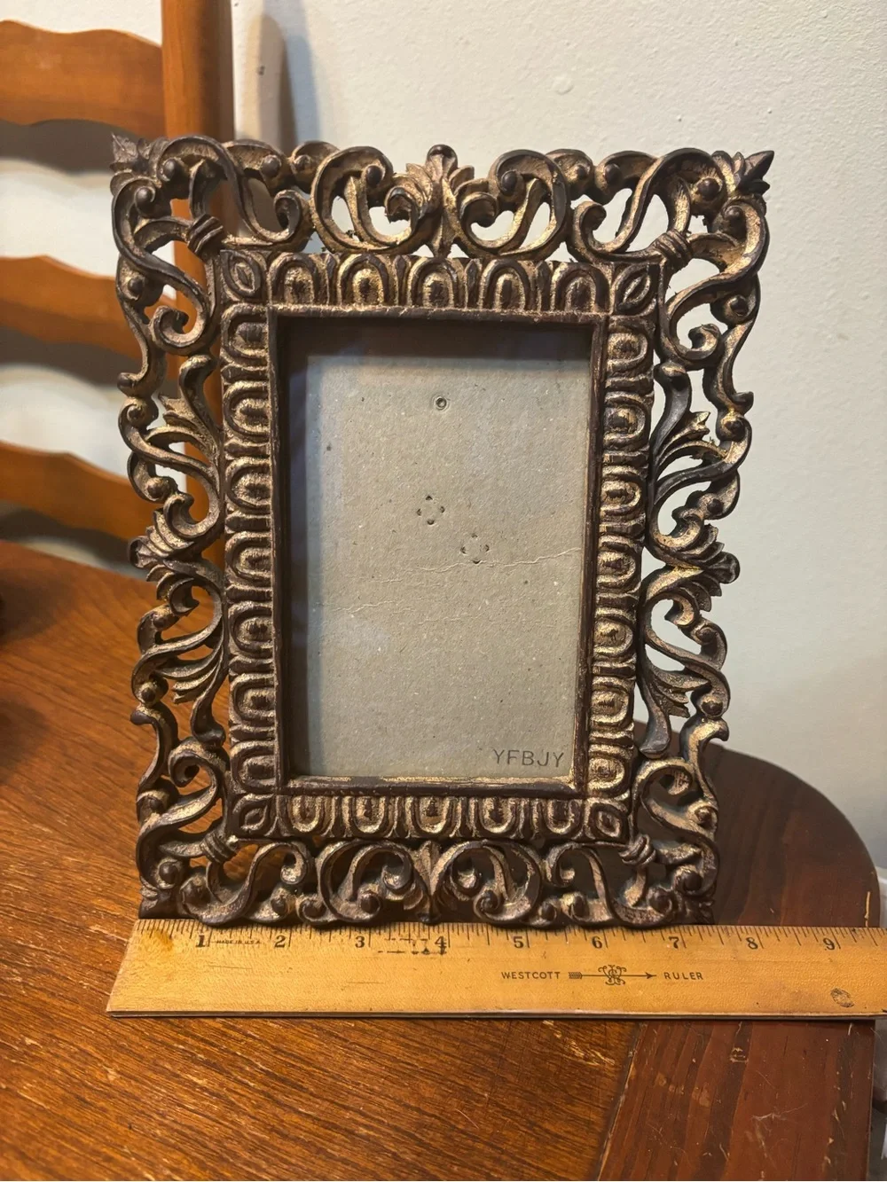 Ornate Decorative GOLD/Bronze-Tone Picture Frame - Elegant Home Accent